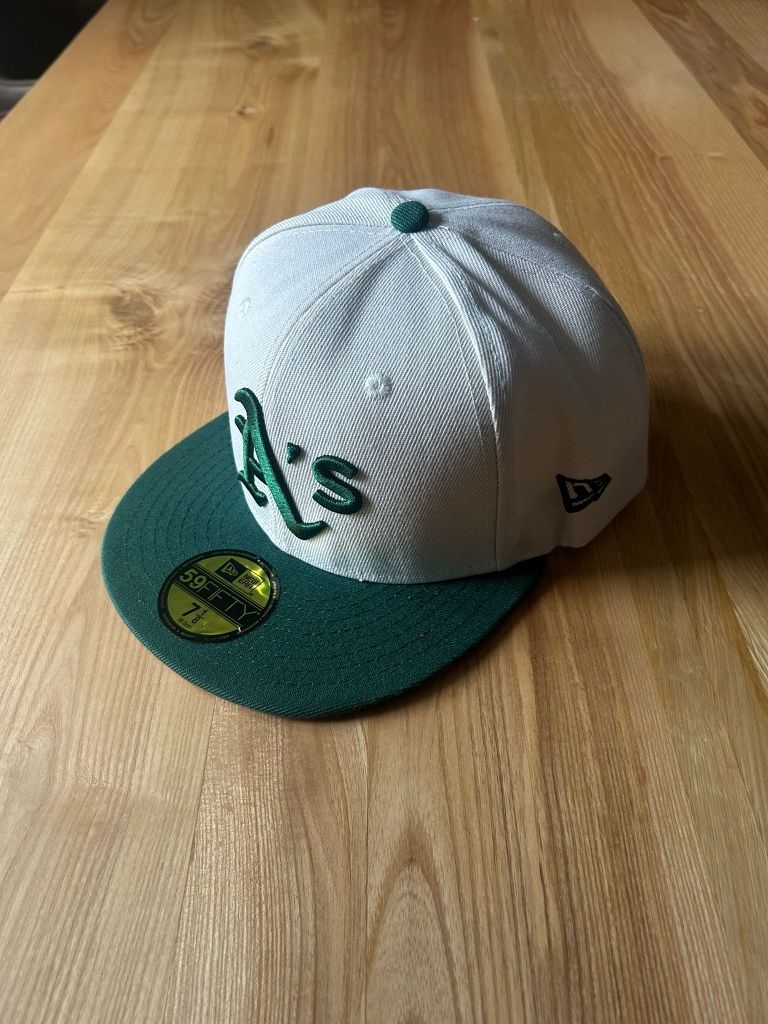 Czapki New Era Full Cap NLB nowe