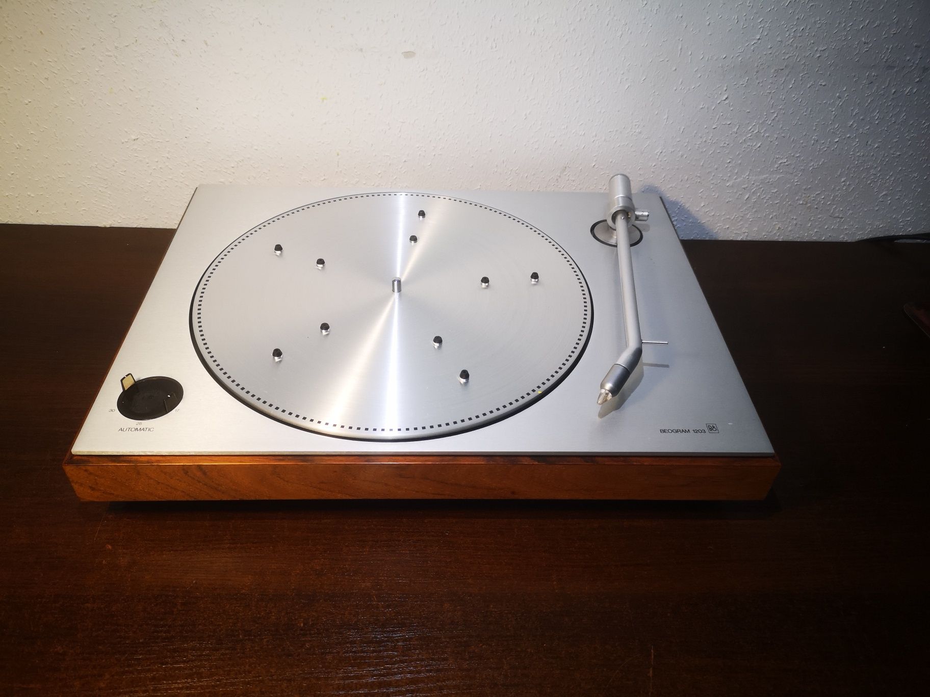 gramofon Bang & Olufsen BEOGRAM GR 1203