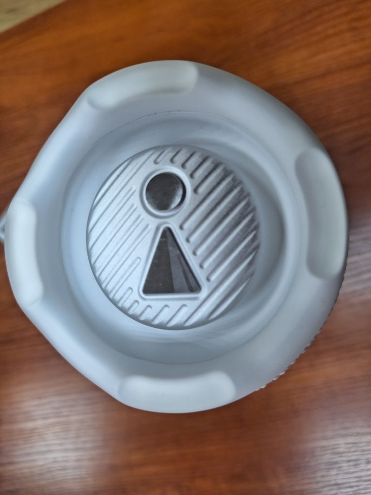 Продам JBL Charge 6 оригінал