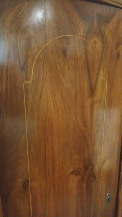 Szafa XVlll wiek sprzedam. Antyk