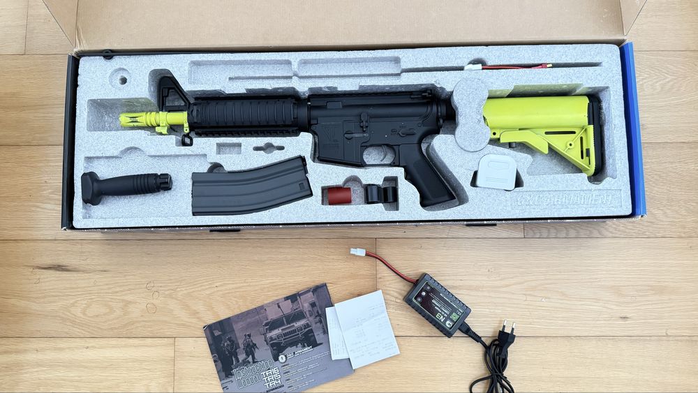 Rifle Eletrico G&G TR4 CQB-R (AEG) + magazine e acessorios - Otimo Est