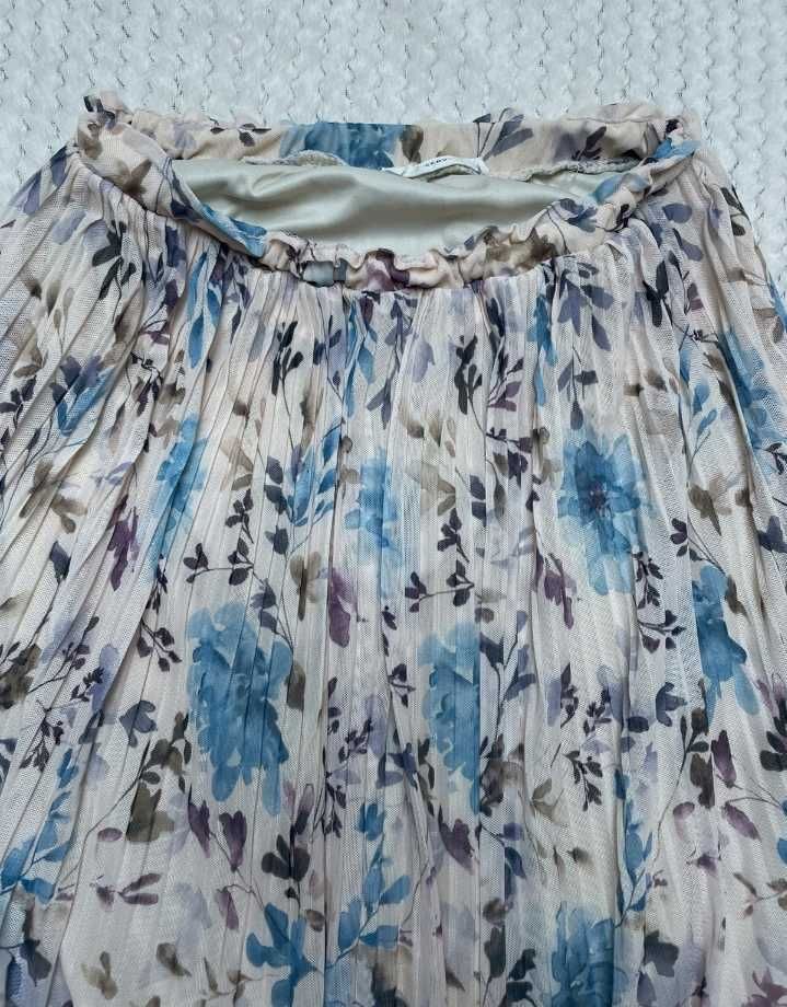 Reserved dluga midi maxi spodnica w kwiaty XL