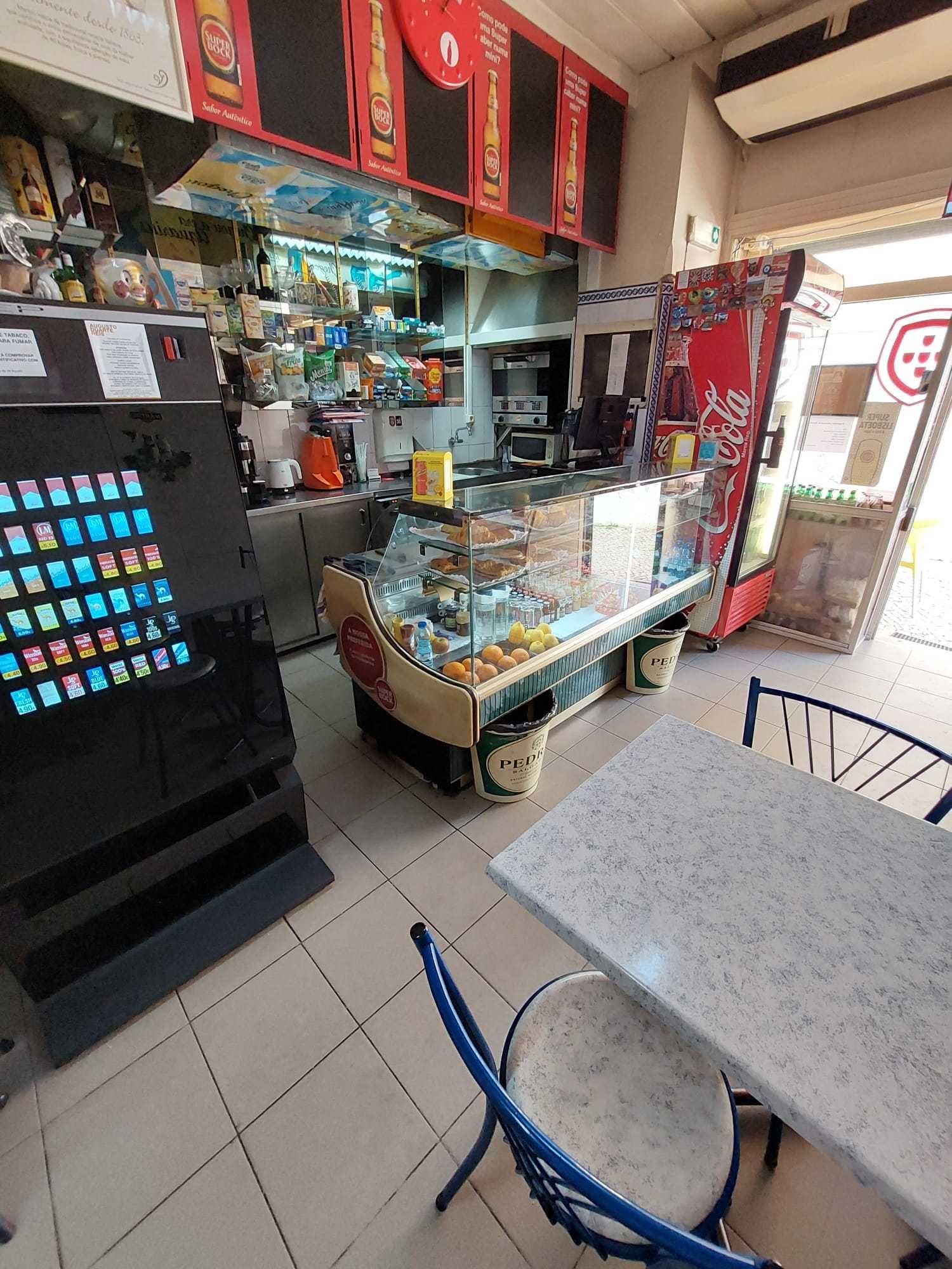 TRESPASSE DE CAFÉ – Pronto a funcionar | Alameda D. Afonso Henriques