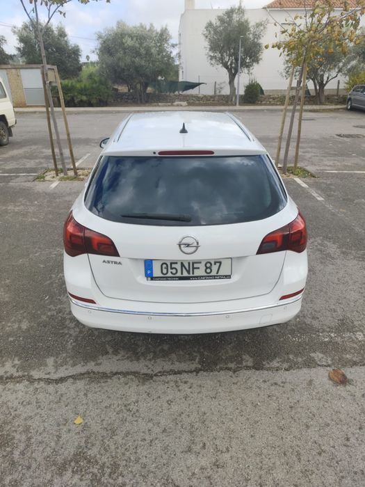 Opel Astra J 1.7 cdti 2012