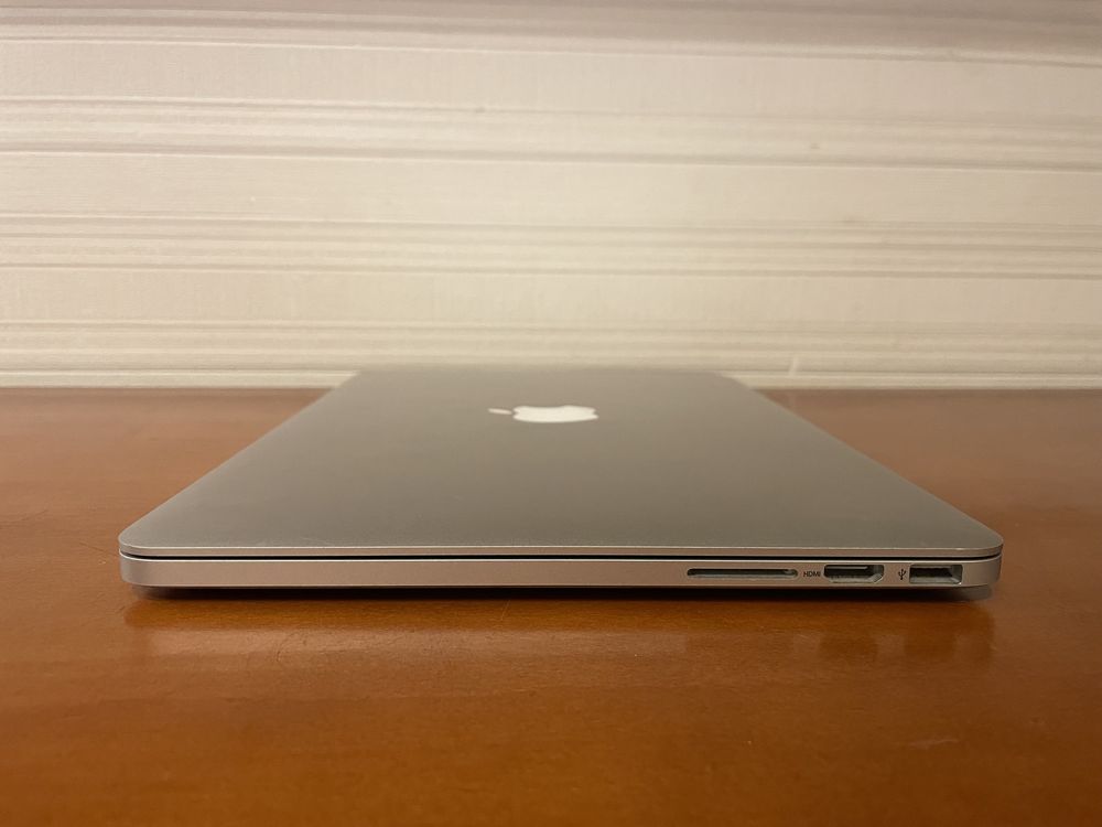 MacBook Pro 13 2015 - 512GB SSD 8GB RAM idealny