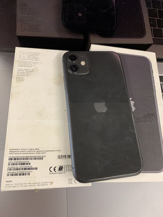 Продам айфон iphone 11 128Gb black