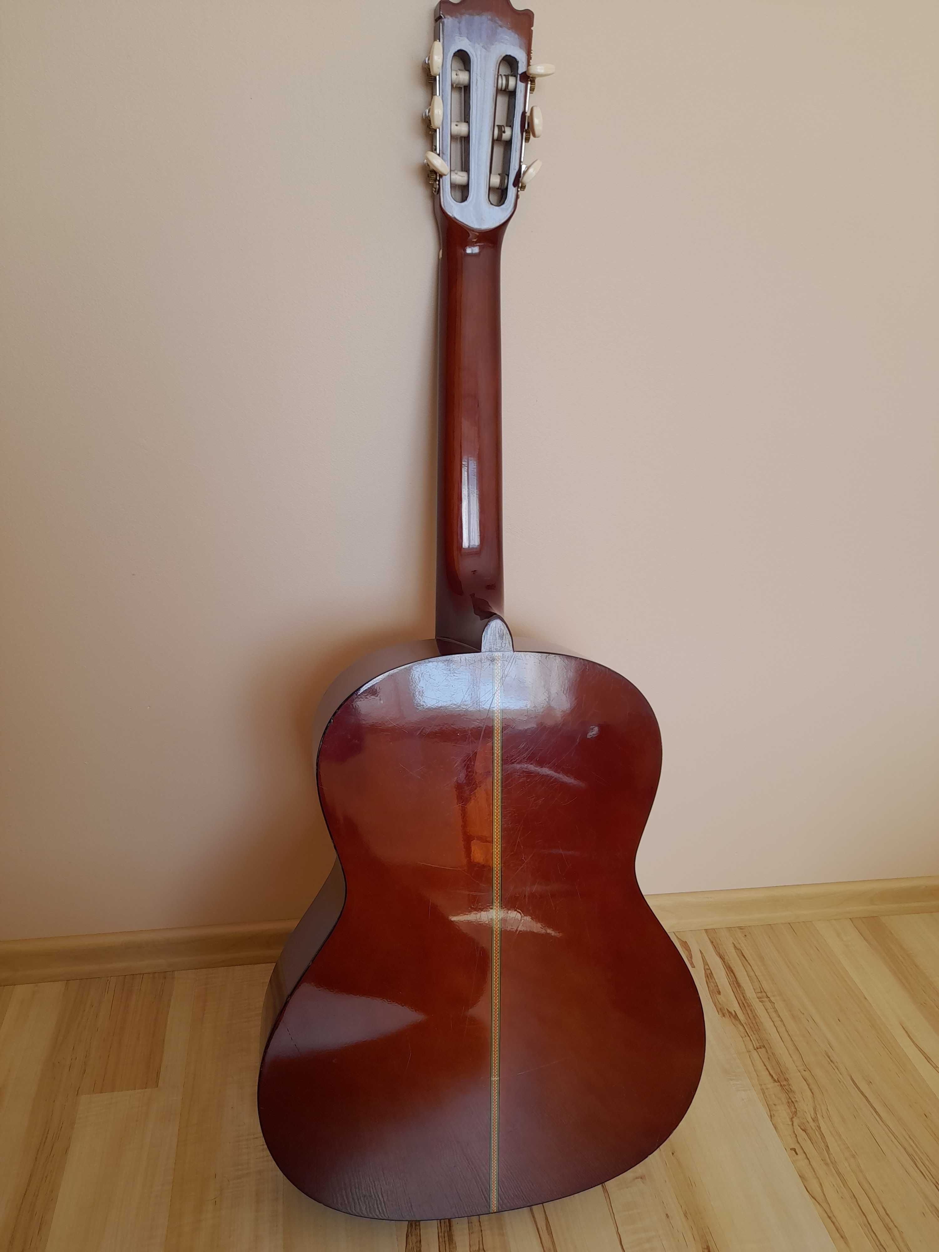 Gitara klasyczna EURO, Espania e-100