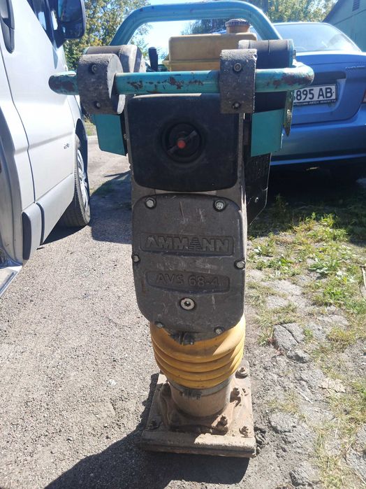 Вібронога Ammann AVS 68-4 (вібротрамбовка)