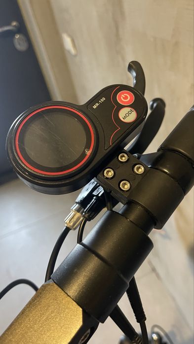 Електросамокат KUGOO M4 PRO