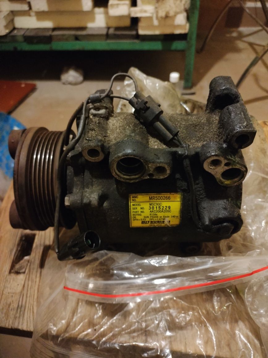 Kompresor klimatyzacji Mitsubishi Galant 2.5 V6 1999 - 2006 r.