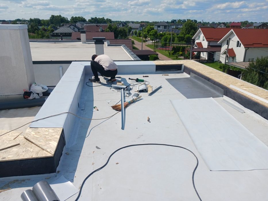 Монтаж ПВХ мембрани