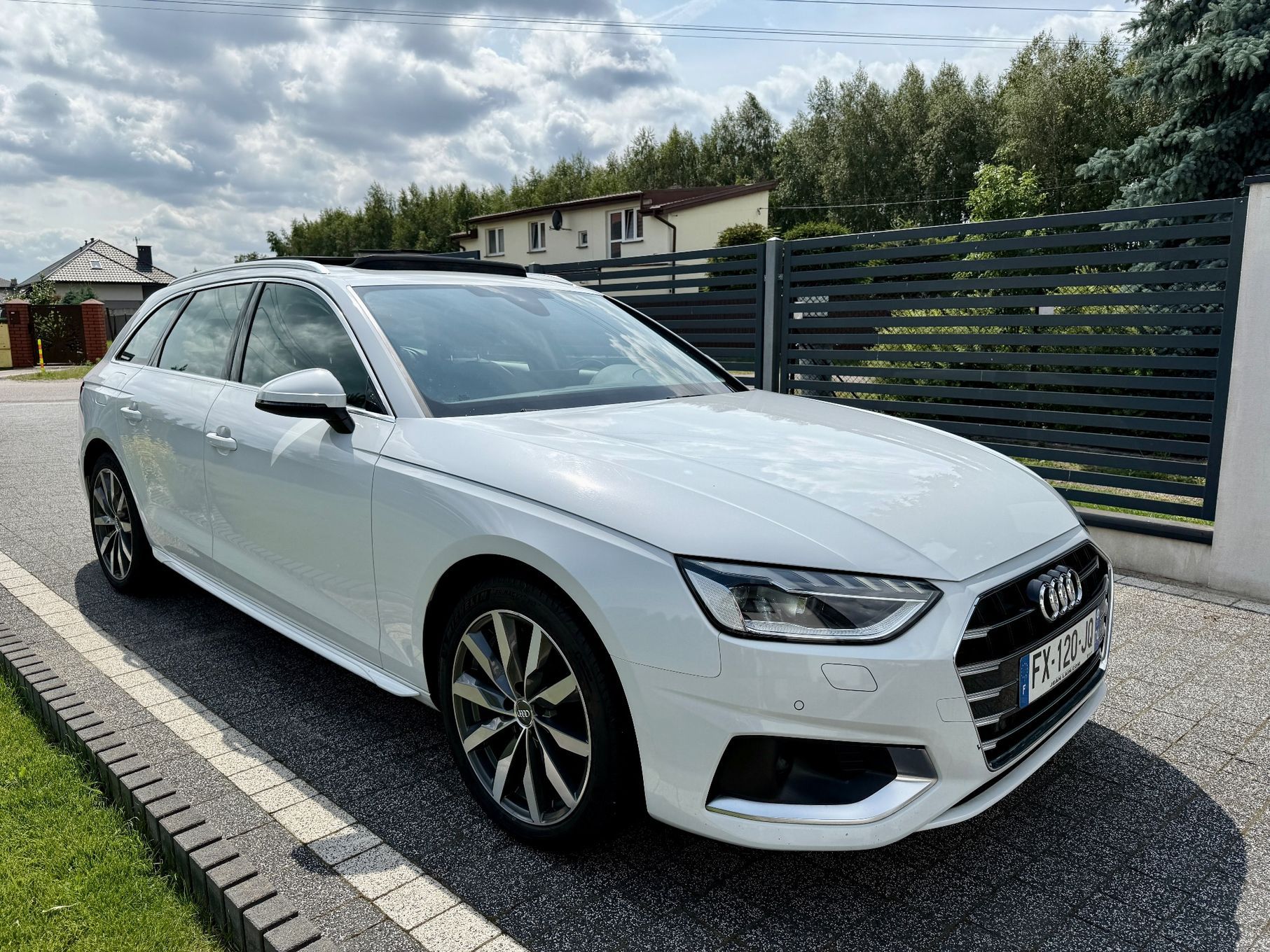 Audi A4 Panorama,automat,Full Led, virtual zegary,skóry,el.hak