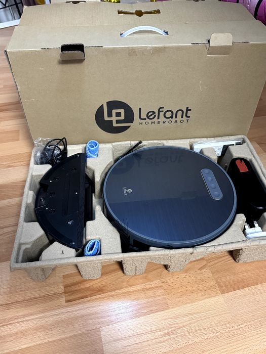 Миючий робот пилосос Lefant m571