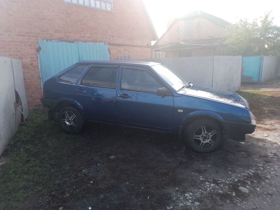 В продажі Ваз 2109. 2002 р.