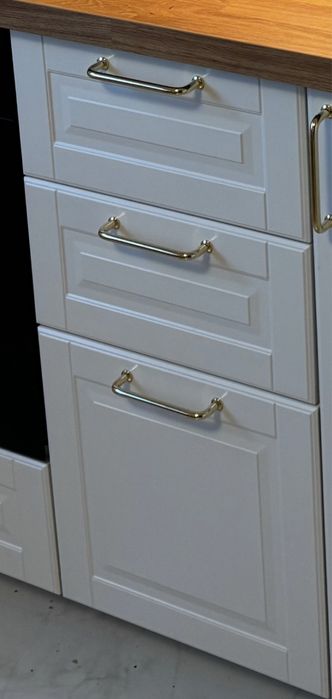 Sprzedam szafkę kuchenna z ikea razem z 3 szufladami