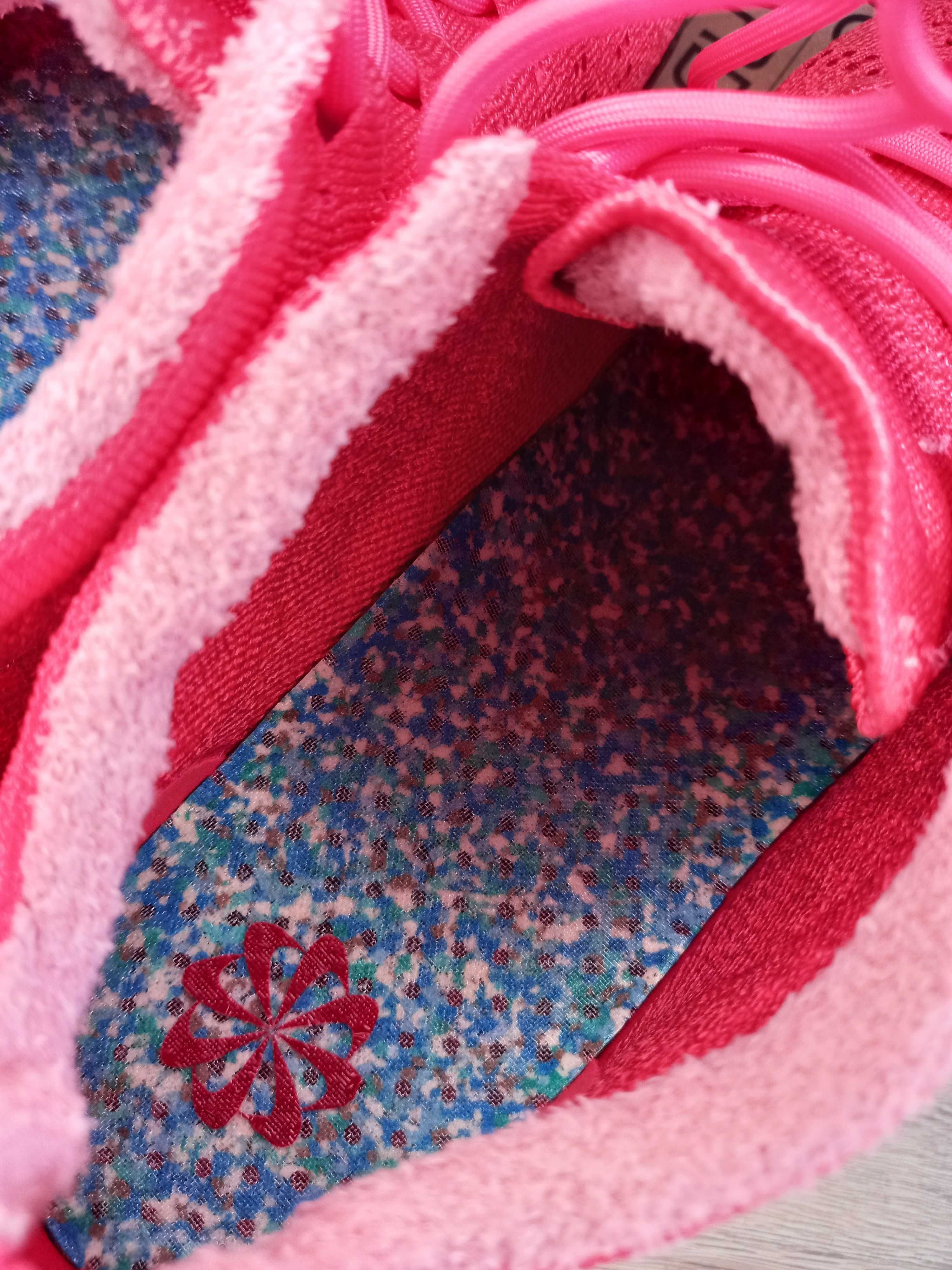 Nike VaporMax 2023 Flyknit red