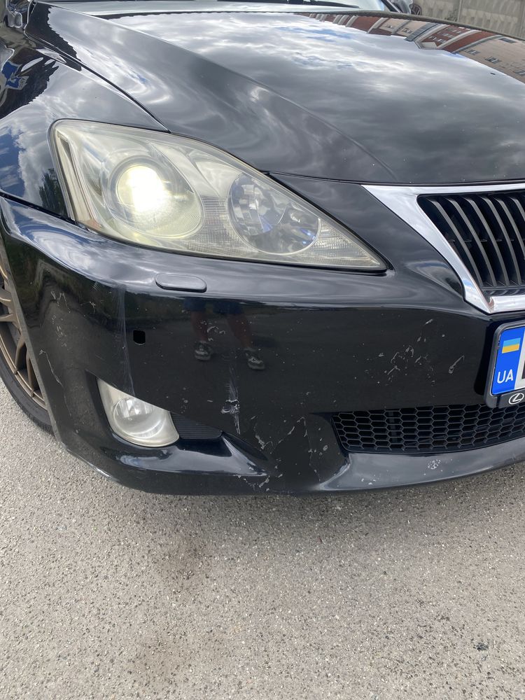 Lexus is300 араб