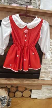 kostium - sukieneczka czerwona 3-4 latka