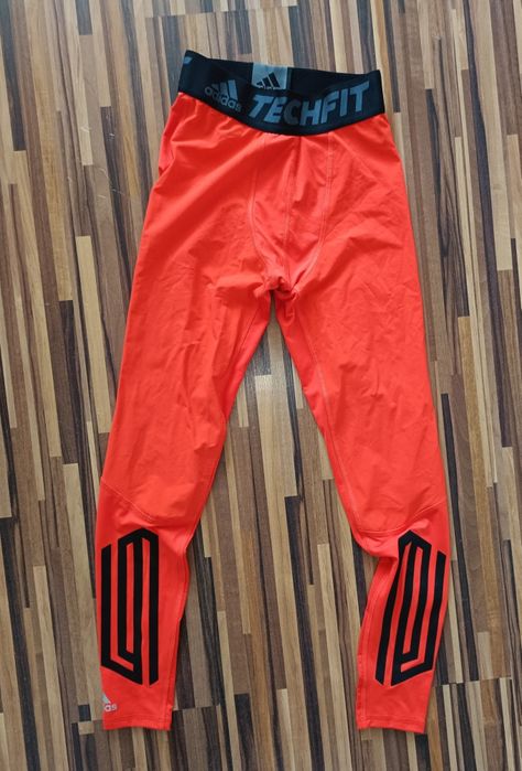 Śliczne damskie legginsy getry Adidas Techfit Running roz.XS jak nowe
