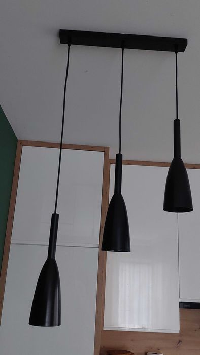 Lampa nad stół czarna