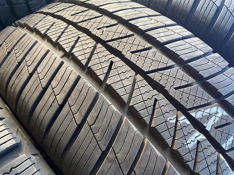 255/55r18 Barum Polaris 5_7,5mm_2szt_(141)