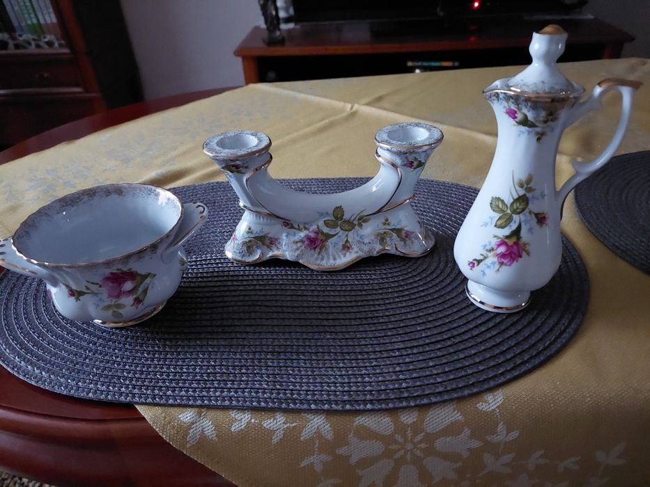 Porcelana  Chodzież   3 sztuki