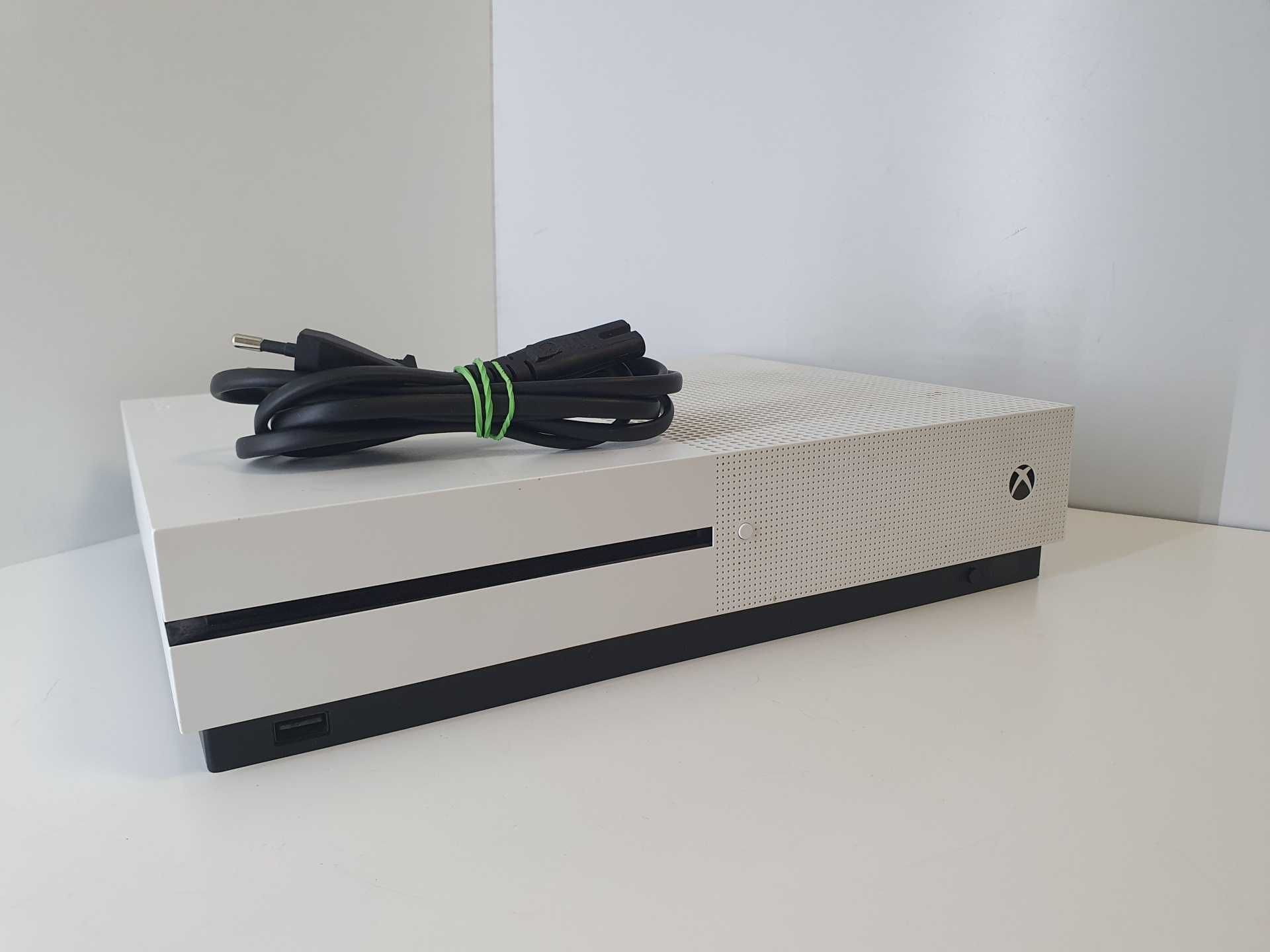 Konsola Xbox One S 500GB biała z napędem