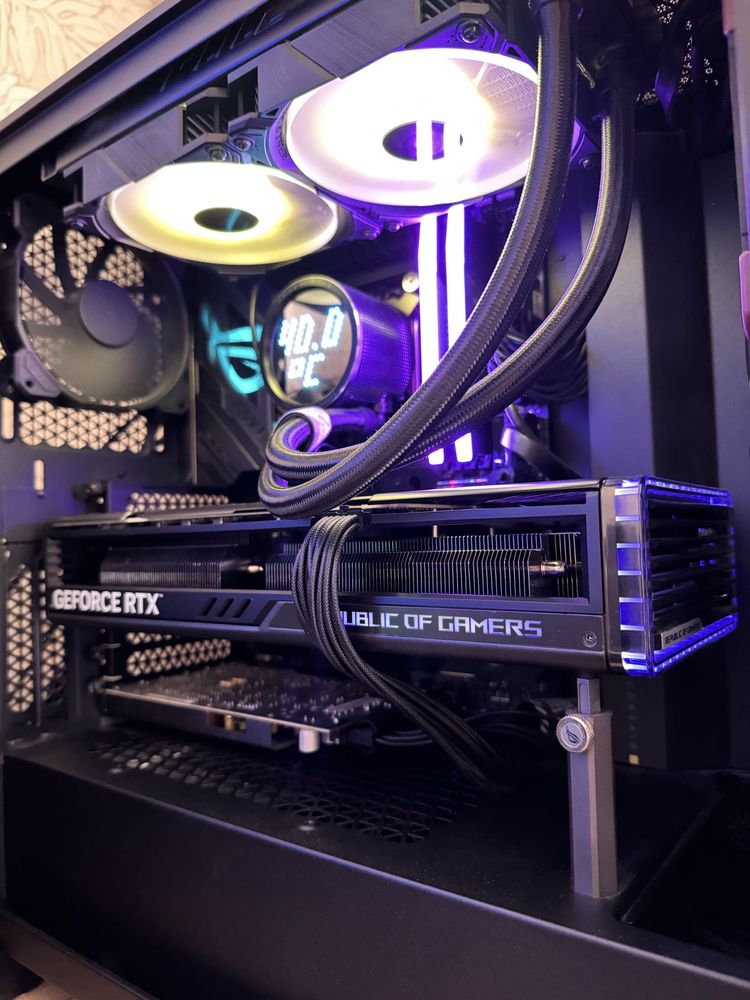 Asus ROG Strix GeForce RTX4070Ti OC edition
