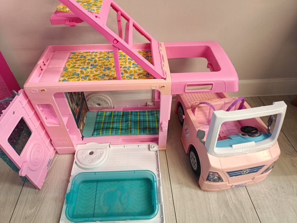 Kamper 3w1 Barbie GHL93