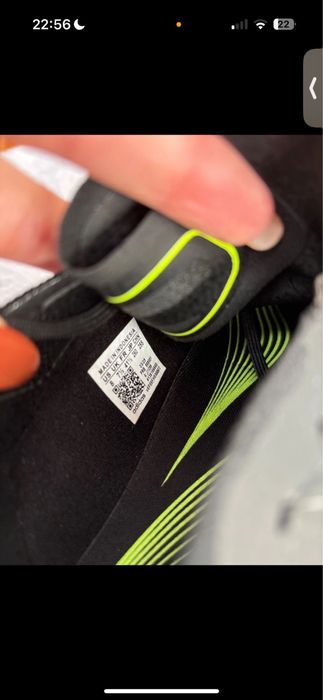 Chuteiras Adidas Predator FG - Novas com Etiqueta- Tamanho 41 1/3