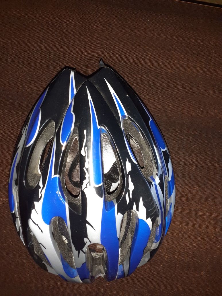 Kask rowerowy niebieski