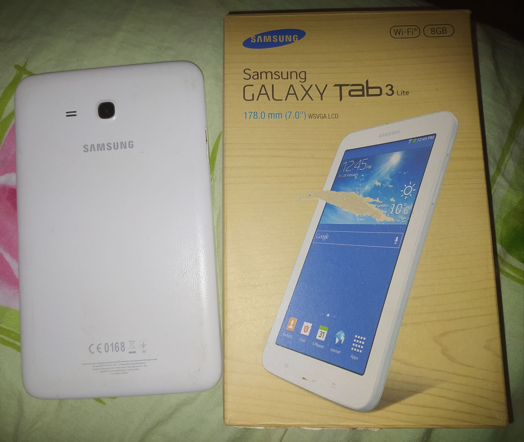 Планшет Samsung Galaxy Tab 3 SM-T110 7" 8Gb