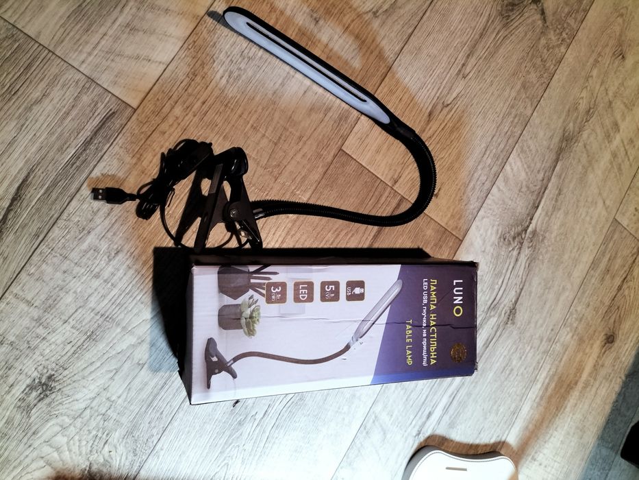 Лед лампи,лампи настільні