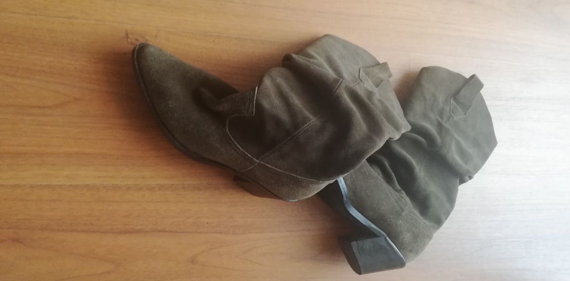 Botas de Camurça Verde Seco