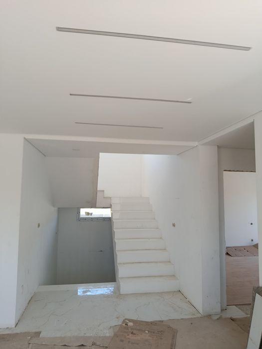 Fantásticas Moradia Isolada T4 (4 suites) no Pinhal do General 700mil