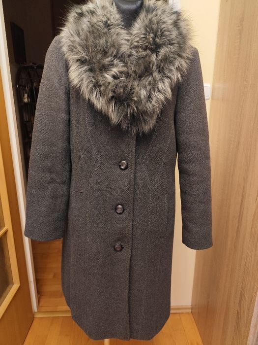 Raz ubrany płaszcz firmy Nicoll rozmiar 44