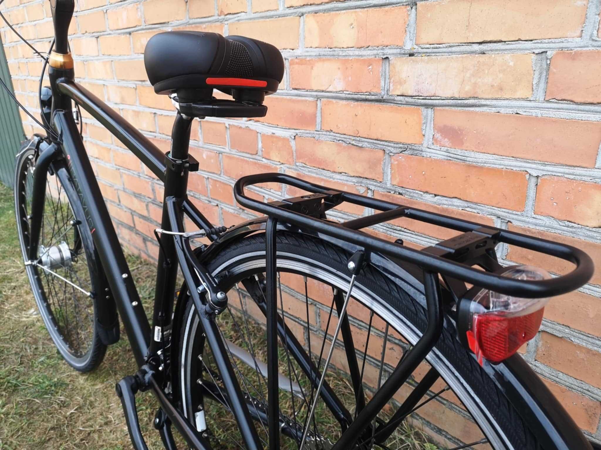 Rower trekkingowyi holenderski Batavus
