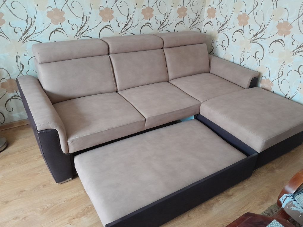 Narożnik z funkcją spania