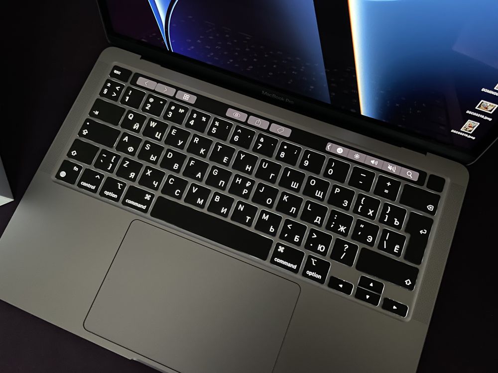 Продам ноутбук Apple MacBook Pro M1