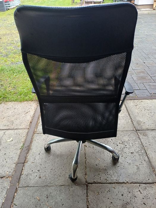 Fotel biurowy do komputera krzesło obrotowe do biurka JYSK