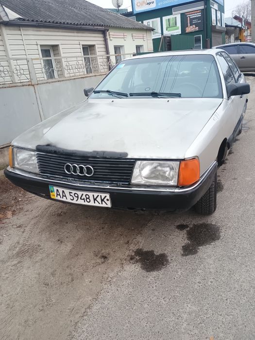 Audi 100 c3  1984р.в. 1.9 газ/бензин