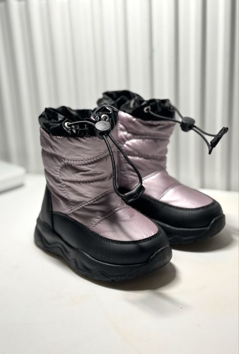 Чобітки зимові RESERVED 22-23 розмір як НОВІ