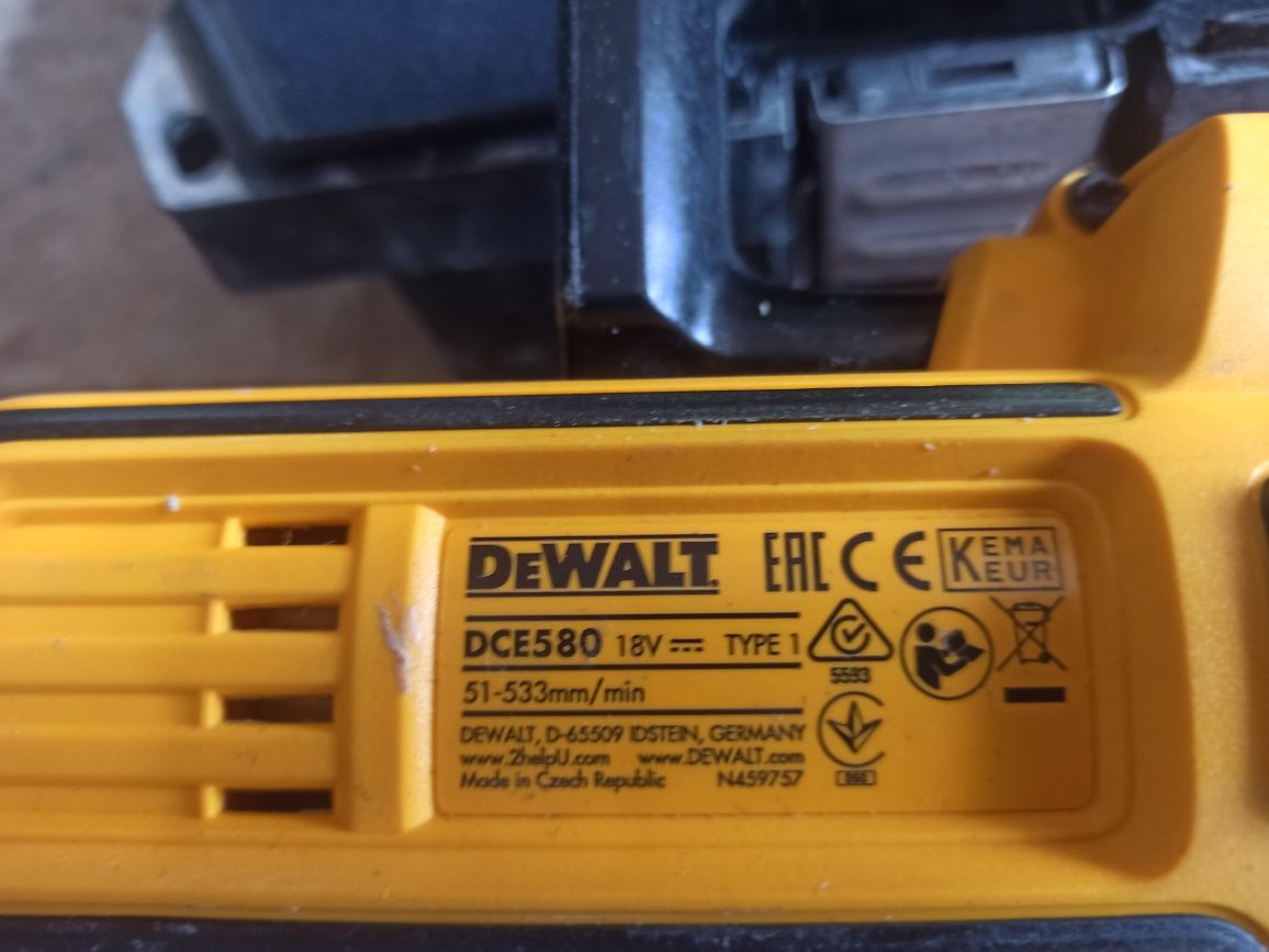 Silikoniarka DeWalt DCE580+ Bateria 2.0ah + ładowarka+ skrzynka