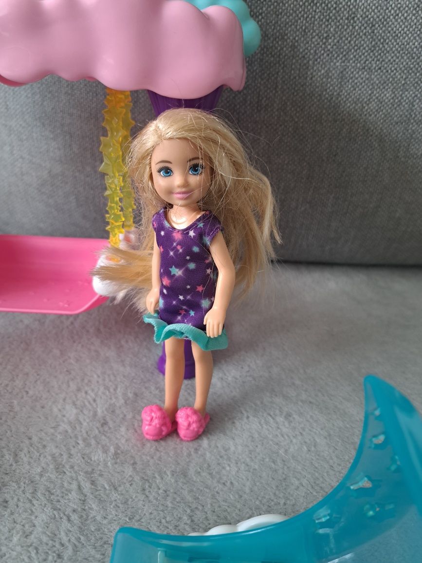 Barbie Chelsea z jednorożcem huśtawka