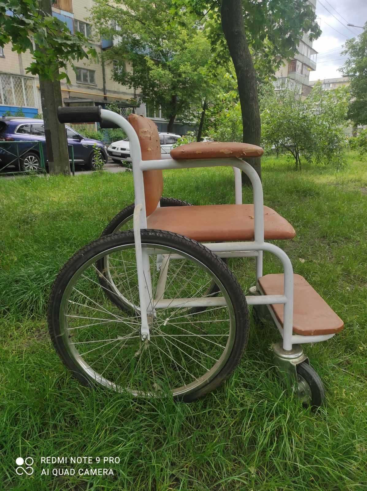 Продам инвалидную каталку кресло коляску в идеале