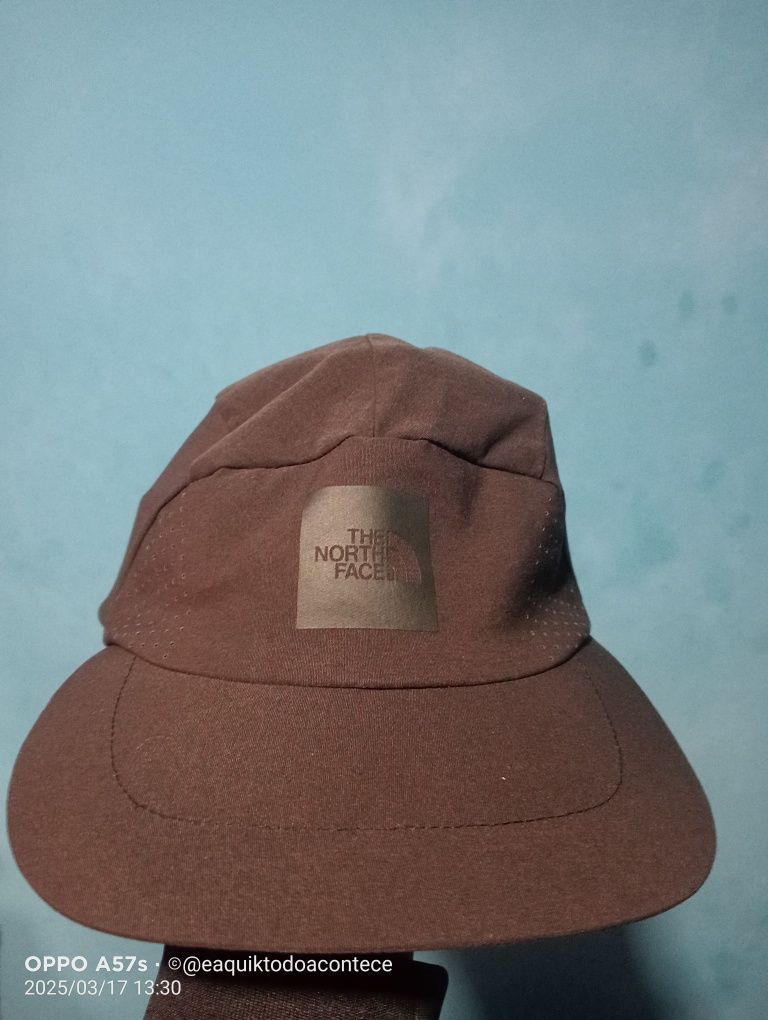 Boné novo da North Face novo original