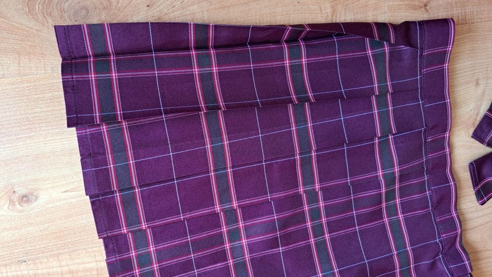 Cosplay,  koreańska spódniczka Pas 78 cm  w kratkę  plisowana