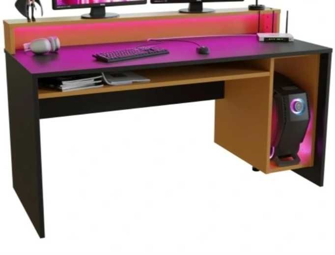 Biurko gamingowe LED PYspace jak nowe