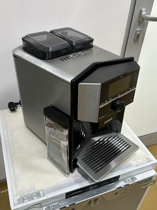 Siemens EQ9 plus connect s700 dwa młynki WiFi ekspres ciśnieniowy