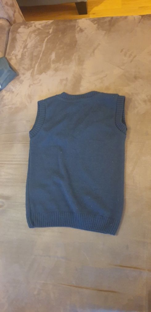 Sweter dziecięcy 146cm